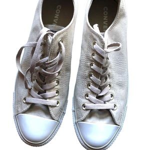 Chuck Taylor All Star OX Sneakers